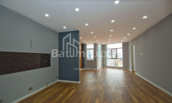 公寓 4-комн 112 m² - 尤里耶夫斯卡娅, Batumi