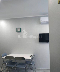 公寓 1-комн 34 m² - 尤里耶夫斯卡娅, Batumi