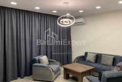 公寓 2-комн 56 m² - 大卫·阿格马谢内布利, Batumi