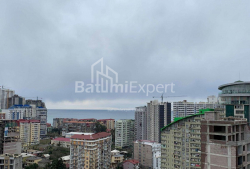 公寓 56 平方米的公寓 - 大卫·阿格马谢内布利, Batumi, 佐治亚州。