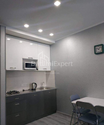 公寓 2-комн 34 m² - 尼科·皮罗斯马尼, Batumi