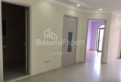 公寓 3-комн 73 m² - 尤里耶夫斯卡娅, Batumi