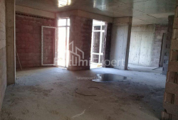 公寓 4-комн 73 m² - 尤里耶夫斯卡娅, Batumi