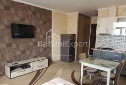 公寓 1-комн 32 m² - 尤里耶夫斯卡娅, Batumi