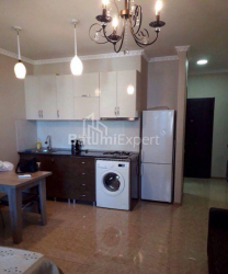 公寓 1-комн 43 m² - 尼科·皮罗斯马尼, Batumi