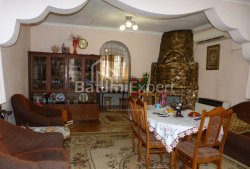 公寓 5-комн 290 m² - 康斯坦丁·马加尼什维利, Batumi