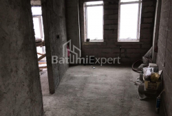 公寓 3-комн 92 m² - 优素福·科巴拉泽, Batumi