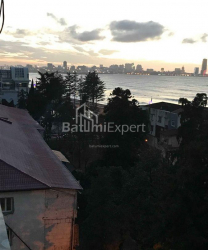 公寓 3-комн 78 m² - 尤里耶夫斯卡娅, Batumi