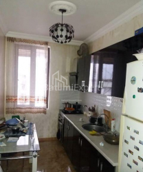 公寓 3-комн 70 m² - 大卫·阿格马谢内布利, Batumi