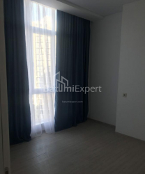 公寓 3-комн 58 m² - 尼科·皮罗斯马尼, Batumi