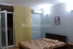 公寓 1-комн 36 m² - 治安官 Khimshiashvili, Batumi