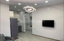 公寓 2-комн 56 m² - 大卫·阿格马谢内布利, Batumi