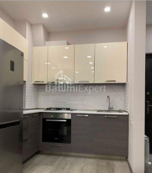 公寓 2-комн 56 m² - 大卫·阿格马谢内布利, Batumi