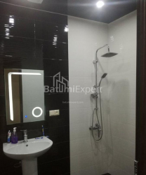 公寓 3-комн 68 m² - 大卫·阿格马谢内布利, Batumi