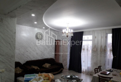 公寓 4-комн 88 m² - 米哈伊尔·莱蒙托夫, Batumi