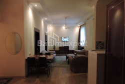 公寓 3-комн 70 m² - 尤里耶夫斯卡娅, Batumi