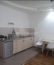 公寓 1-комн 35 m² - 尤里耶夫斯卡娅, Batumi