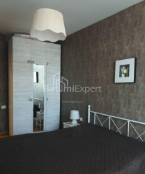 公寓 2-комн 57 m² - 沙尔瓦·伊纳萨里泽, Batumi