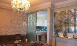 公寓 3-комн 105 m² - 尤里耶夫斯卡娅, Batumi