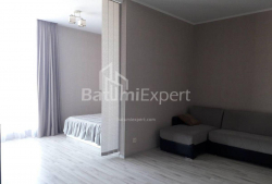 公寓 3-комн 65 m² - 尤里耶夫斯卡娅, Batumi