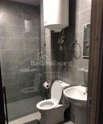 公寓 2-комн 45 m² - 尤里耶夫斯卡娅, Batumi