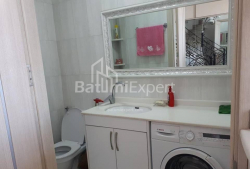 公寓 4-комн 75 m² - 尤里耶夫斯卡娅, Batumi