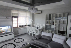 公寓 4-комн 148 m² - 治安官 Khimshiashvili, Batumi
