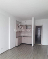 公寓 2-комн 56 m² - 得墨忒耳塔夫达德布利, Batumi