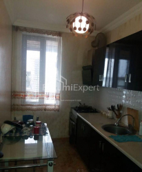 公寓 3-комн 85 m² - 大卫·阿格马谢内布利, Batumi
