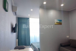 公寓 2-комн 35 m² - 尼科·皮罗斯马尼, Batumi