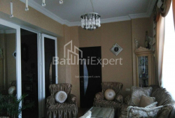 公寓 3-комн 68 m² - 尤里耶夫斯卡娅, Batumi