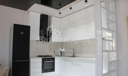 公寓 3-комн 80 m² - 祖拉巴戈尔吉拉泽, Batumi