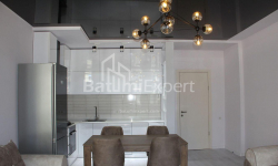 公寓 3-комн 80 m² - 祖拉巴戈尔吉拉泽, Batumi