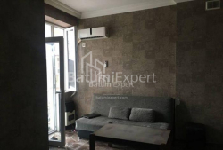 公寓 2-комн 46 m² - 阿斯兰·阿巴希泽将军, Batumi