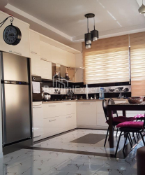 公寓 5-комн 200 m² - 治安官 Khimshiashvili, Batumi