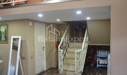 公寓 4-комн 119 m² - 伊利亚·查瓦查瓦泽, Batumi