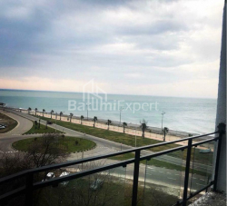 公寓 1-комн 35 m² - 尤里耶夫斯卡娅, Batumi