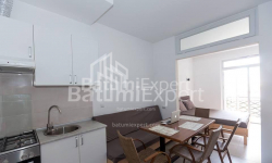 公寓 1-комн 50 m² - 治安官 Khimshiashvili, Batumi