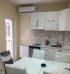 公寓 2-комн 35 m² - 尤里耶夫斯卡娅, Batumi