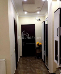 公寓 3-комн 77 m² - 尤里耶夫斯卡娅, Batumi