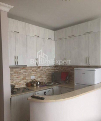 公寓 1-комн 35 m² - 尼科·皮罗斯马尼, Batumi