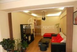 公寓 3-комн 69 m² - 尤里耶夫斯卡娅, Batumi