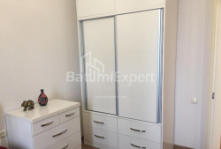 公寓 2-комн 38 m² - 治安官 Khimshiashvili, Batumi