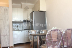 公寓 2-комн 38 m² - 治安官 Khimshiashvili, Batumi