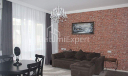 公寓 3-комн 66 m² - 尤里耶夫斯卡娅, Batumi