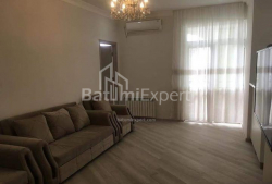 公寓 3-комн 80 m² - 尤里耶夫斯卡娅, Batumi