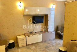 公寓 1-комн 32 m² - 治安官 Khimshiashvili, Batumi