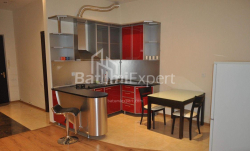 公寓 3-комн 85 m² - 祖拉巴戈尔吉拉泽, Batumi