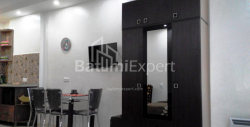 公寓 1-комн 37 m² - 尤里耶夫斯卡娅, Batumi