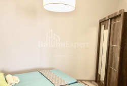 公寓 4-комн 73 m² - 祖拉巴戈尔吉拉泽, Batumi